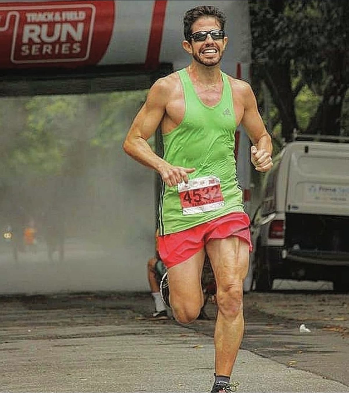 Fernando Fera pódio corrida